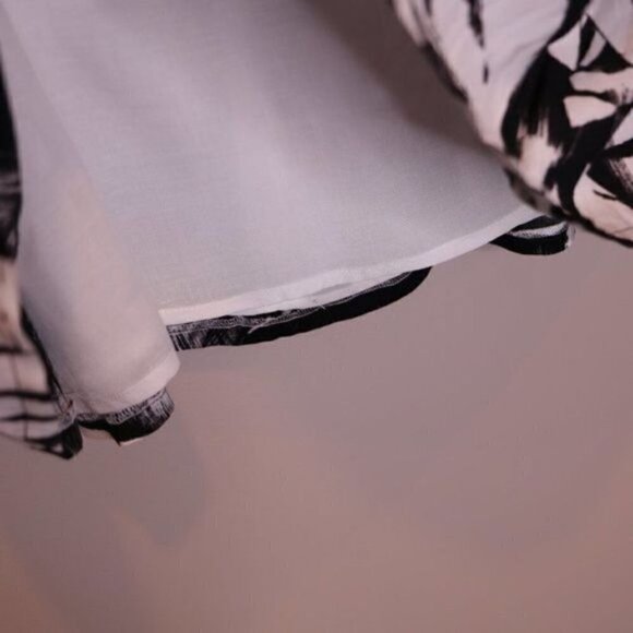 NWOT Floral Circle Skirt Sz L - Picture 6 of 6